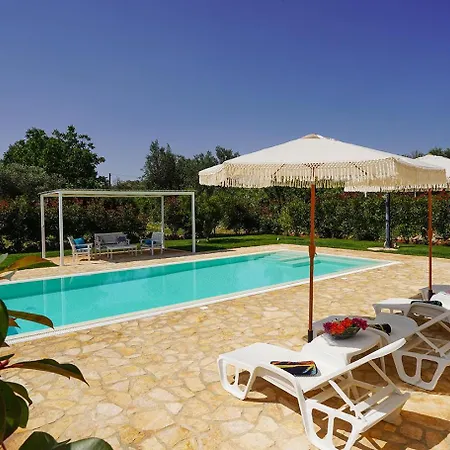 Trullo Lantane Feriehus *